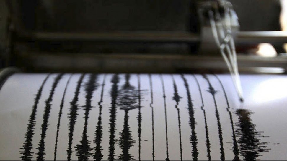 Ισχυρός σεισμός 4,1 Ρίχτερ στη Σαντορίνη