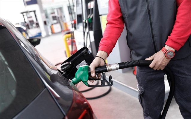 Fuel Pass: Eκτακτο επίδομα βενζίνης μέσα στο καλοκαίρι – Δείτε τα ποσά