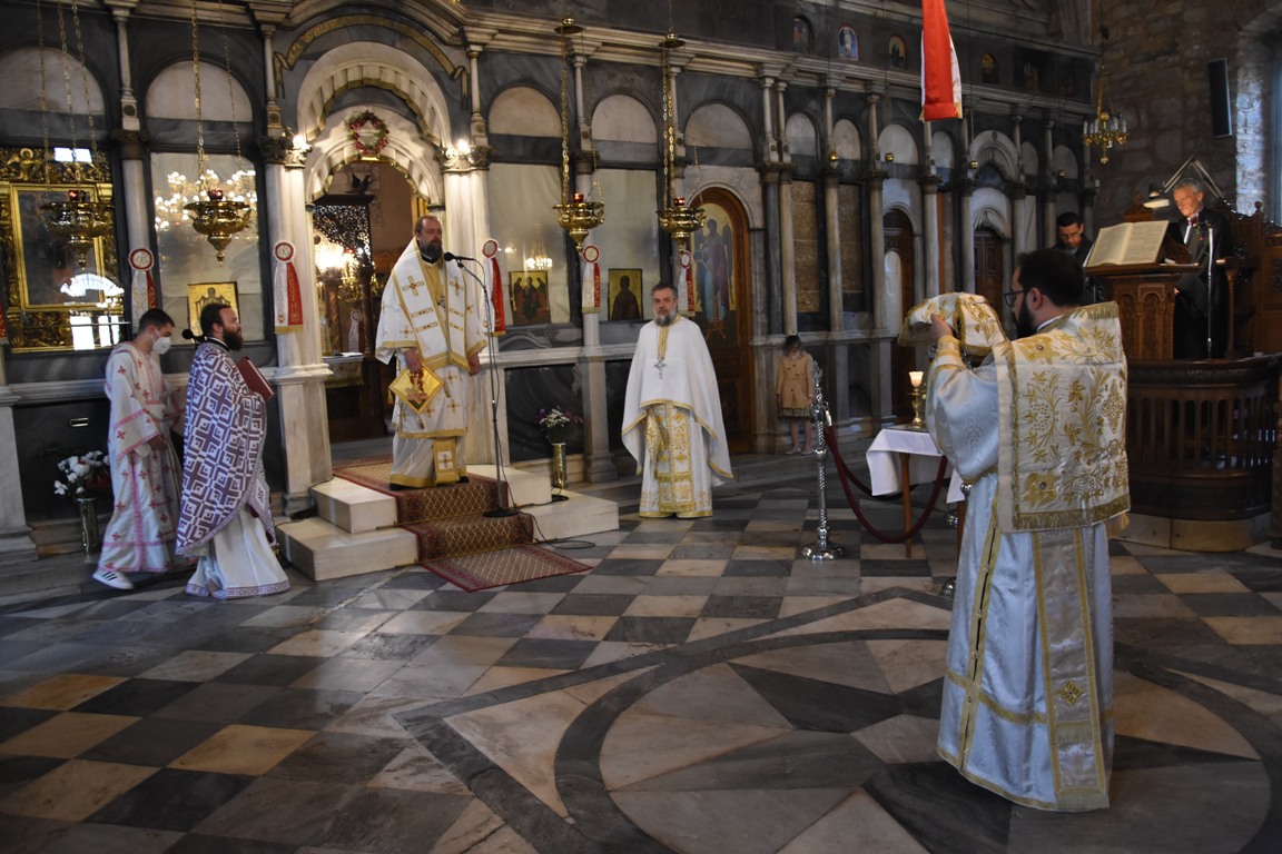 Χαλκίδα: Αρχιερατικό Συλλείτουργο και Ονομαστήρια του Πρωτοσυγκελλου Αρχιμανδρίτου Νικοδημου Ευσταθίου