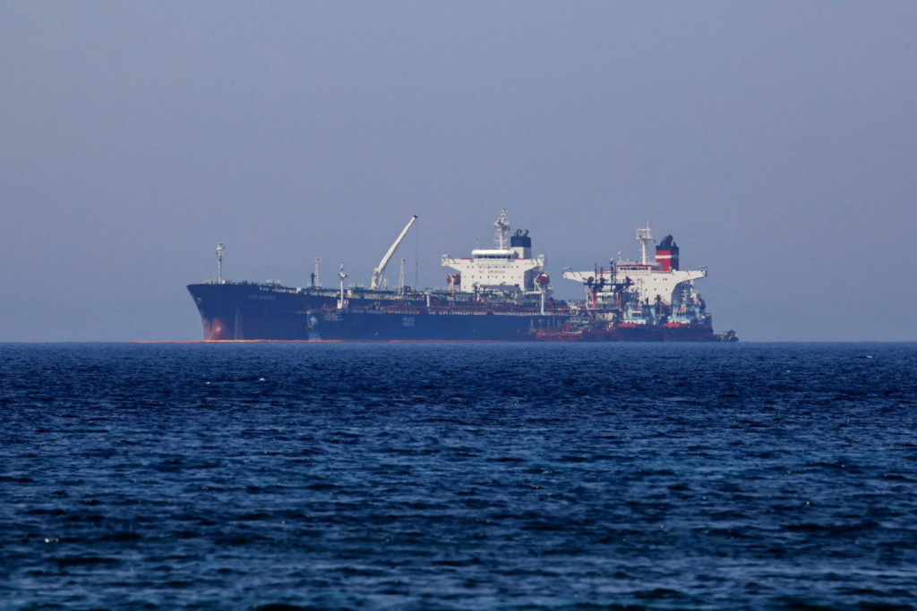 Το χρονικό της κατάληψης των ελληνικών πλοίων – Στο επίκεντρο το πλοίο της Καρύστου