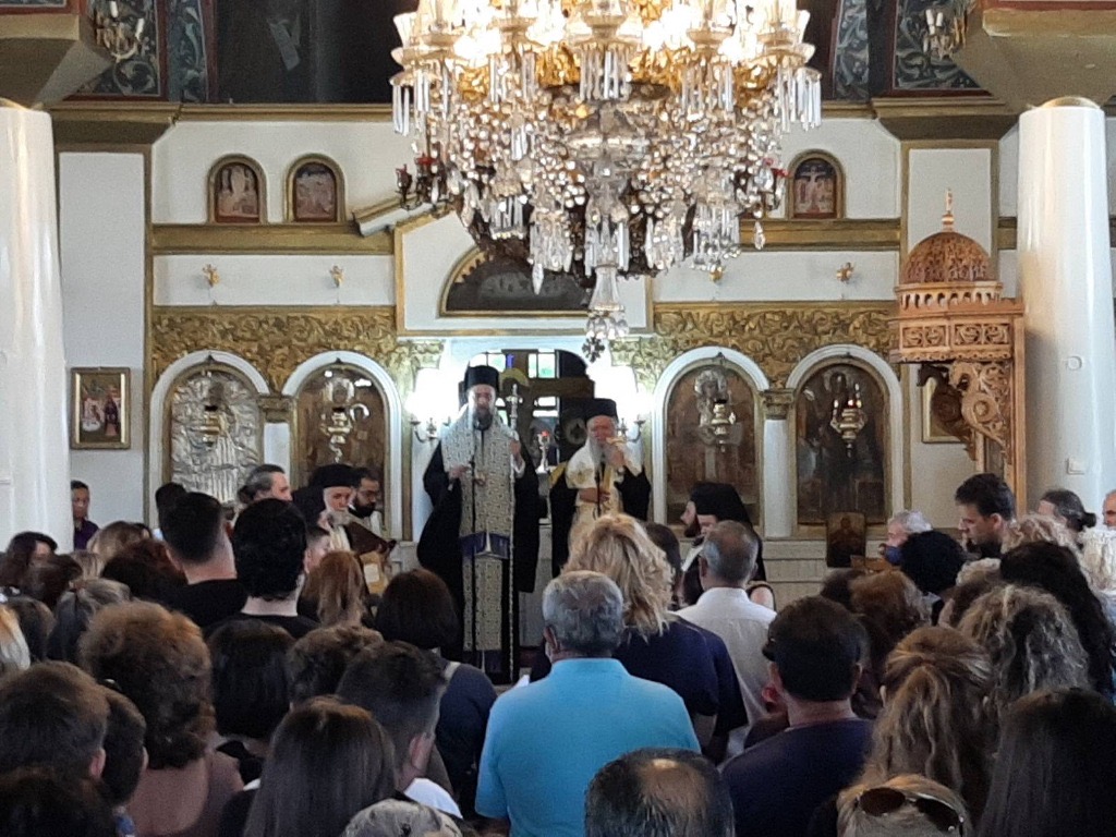 Λάμψακος: Τελέσθηκε η εξόδιος ακολουθία του ιερέα Κωνσταντίνου Ευριπίδη