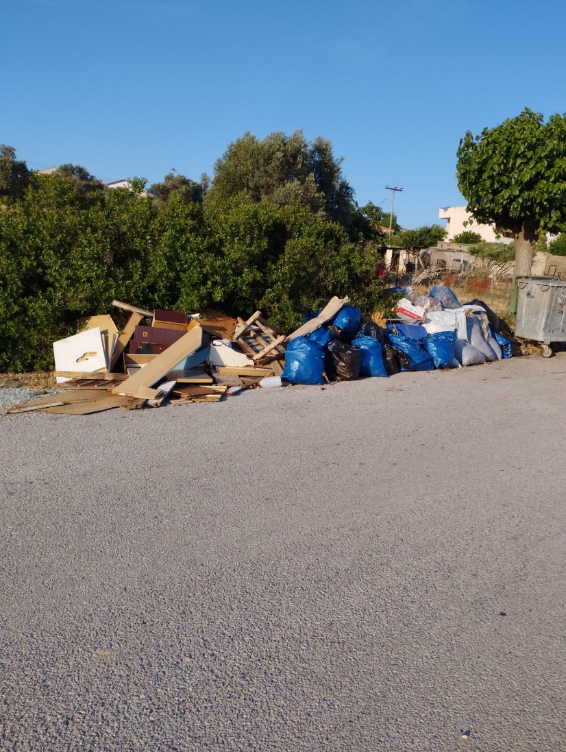 ΚΚΕ Δήμου Κύμης Αλιβερίου: Να εξασφαλιστούν όλα τα απαραίτητα μέτρα για την αποκομιδή των απορριμμάτων στον Άγιο Λουκά (pics)
