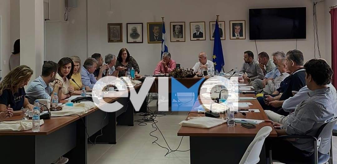 Σκύρος: «Θερμή» υποδοχή Μαυρίκου στο συμβούλιο της ΠΕΔ Στερεάς Ελλάδας (pics)