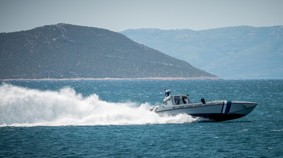 Συγκρούστηκαν δύο ταχύπλοα σκάφη – Επέβαιναν ηθοποιοί