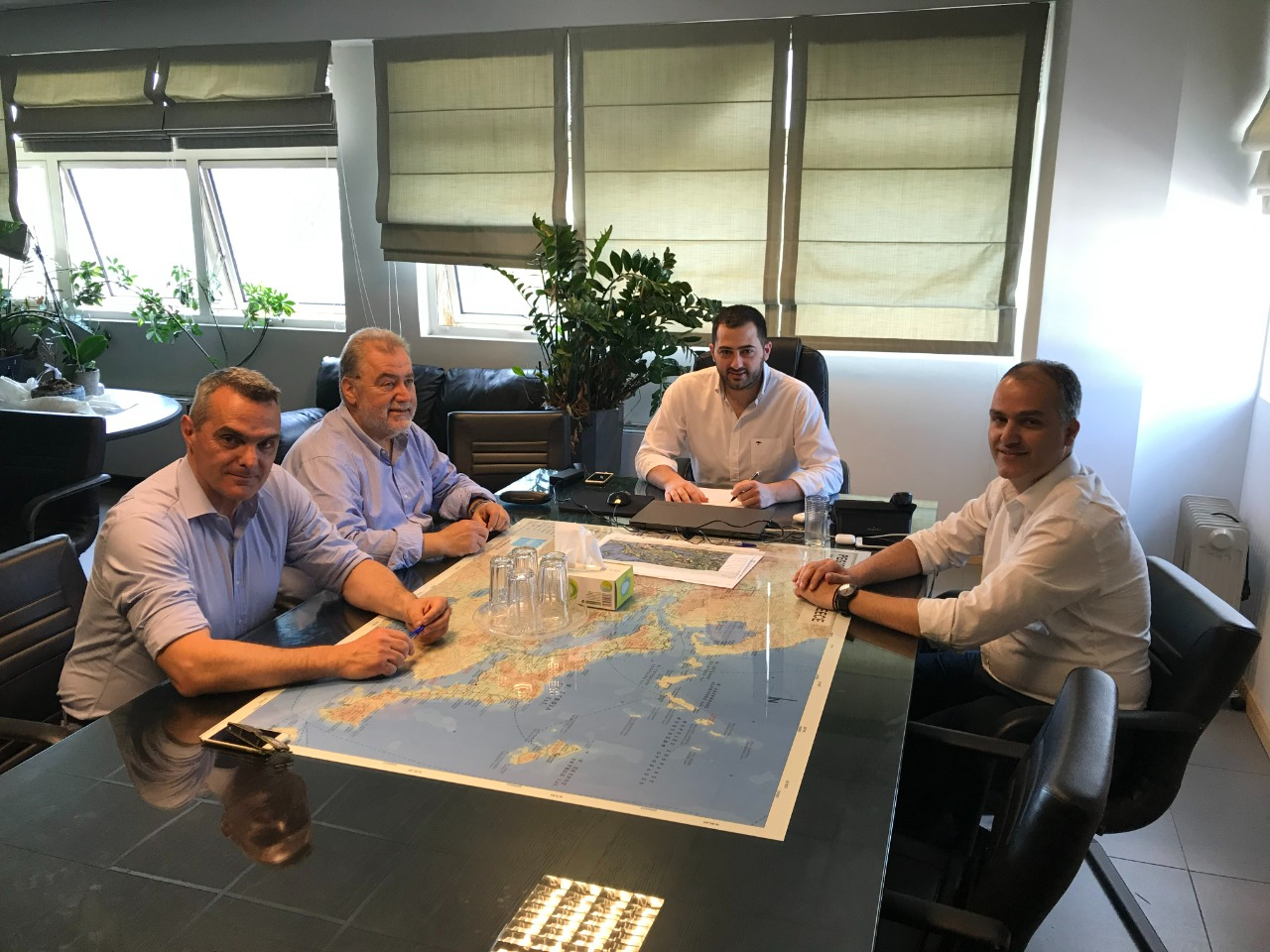 Φάνης Σπανός: Συνάντηση με Γεροντίτη και Μανιάτη για το master plan για τα λιμάνια της Εύβοιας
