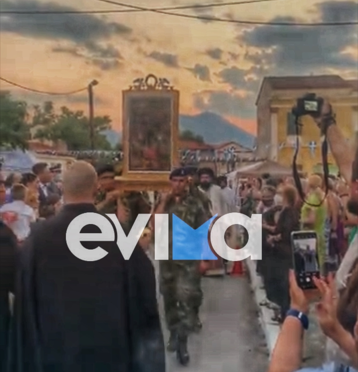 Εύβοια: Σε πνεύμα κατάνυξης ο εορτασμός της Αγίας Παρασκευής- Πώς η Χαλκίδα τιμά την πολιούχο της