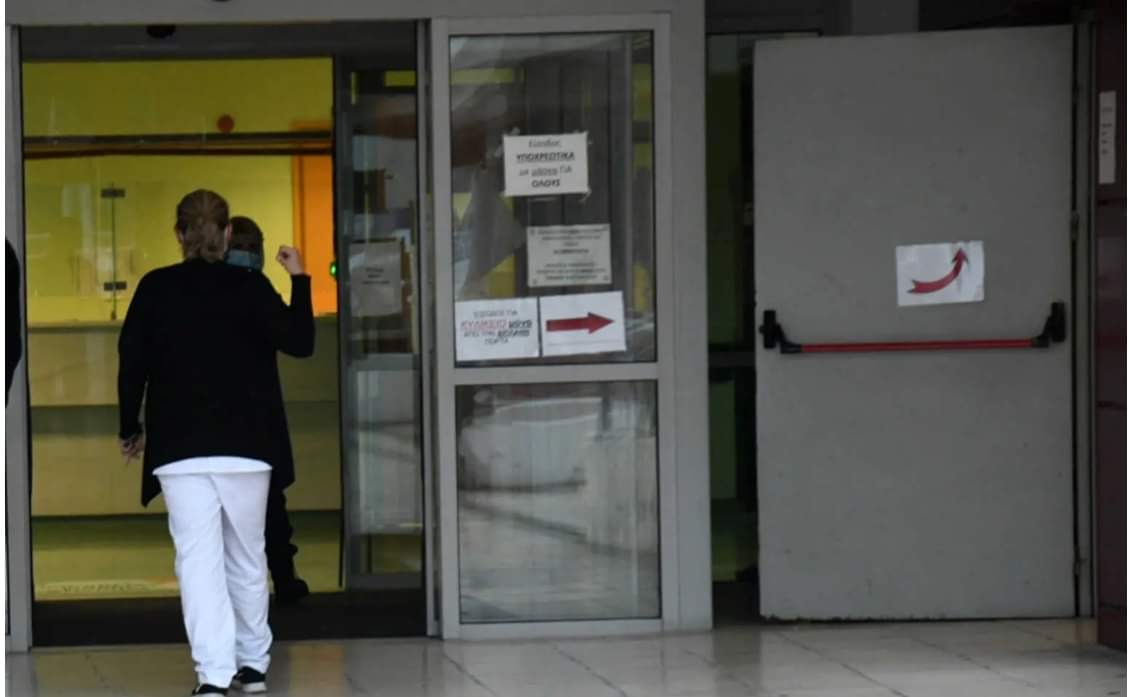 Πάτρα: Ο Πλεύρης ζήτησε την παραίτηση του διοικητή του νοσοκομείου «Άγιος Ανδρέας» – Σε αργία όσοι ευθύνονται για το περιστατικό