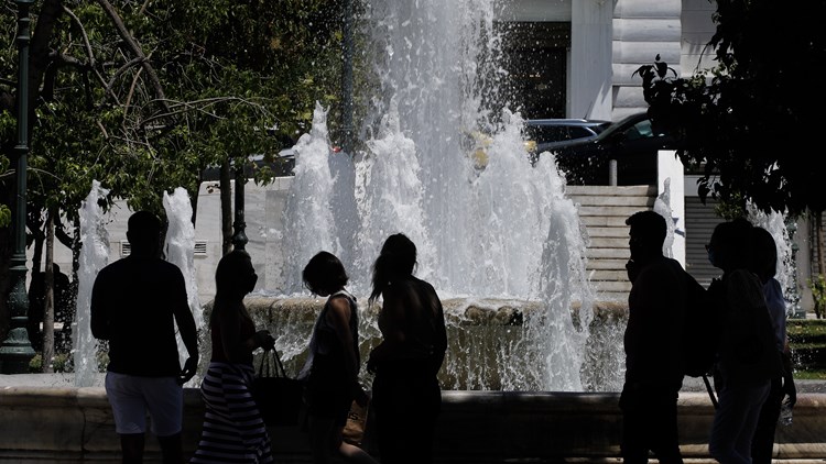 Καύσωνας: Τα απαγορευτικά σε περιόδους μεγάλης ζέστης