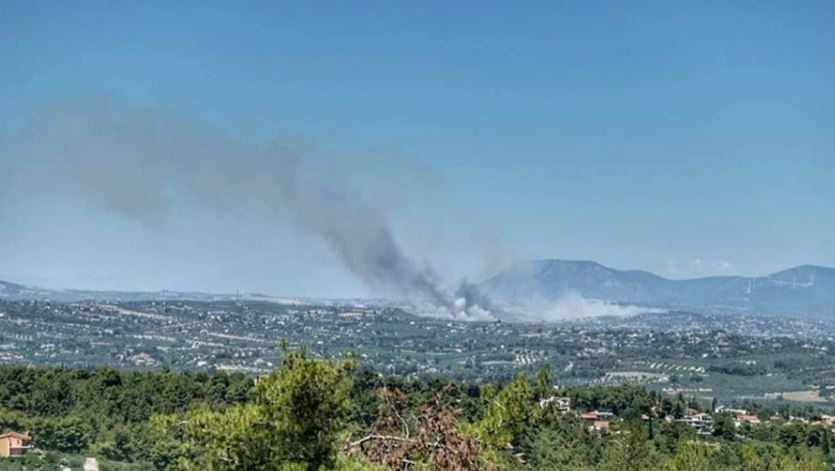 Φωτιά στο Σχηματάρι: Εκκενώνεται προληπτικά το Δήλεσι- Μήνυμα του 112 στους κατοίκους