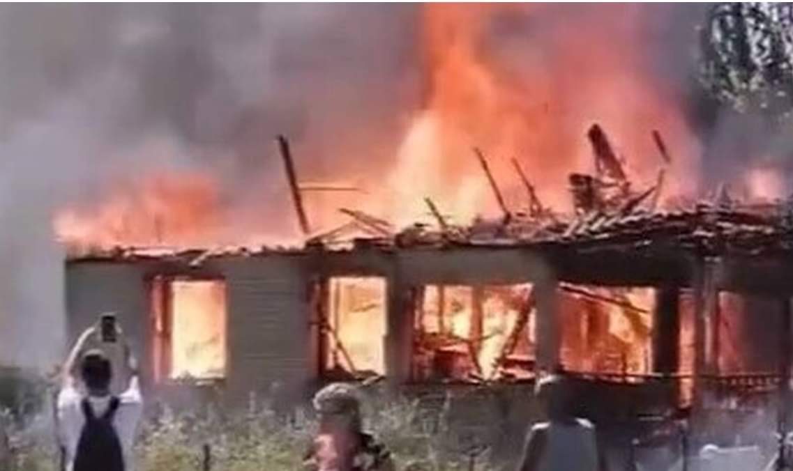 Στάχτη έγινε σπίτι στον Ωρωπό από πυρκαγιά – Αδιευκρίνιστα παραμένουν τα αίτια
