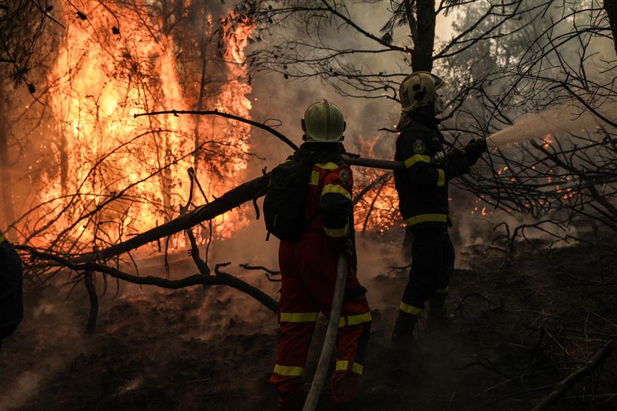 Εύβοια: Τροπολογία από το ΚΚΕ για τη μονιμοποίηση όλων των 5ετων, 7ετών και εποχικών πυροσβεστών