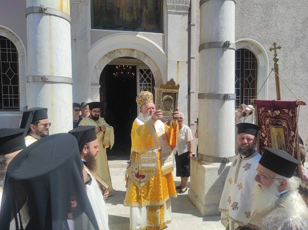 Παρουσία του Μητροπολίτη Χαλκίδος πανηγύρισε η Παναγιά Εικονίστρια Πολιούχος Σκιάθου