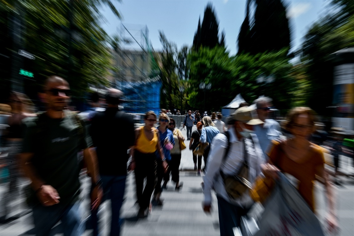 Κορονοϊός: Τώρα δεν χρειάζονται μέτρα λέει η Παγώνη – «Καμπανάκι» για τον long covid