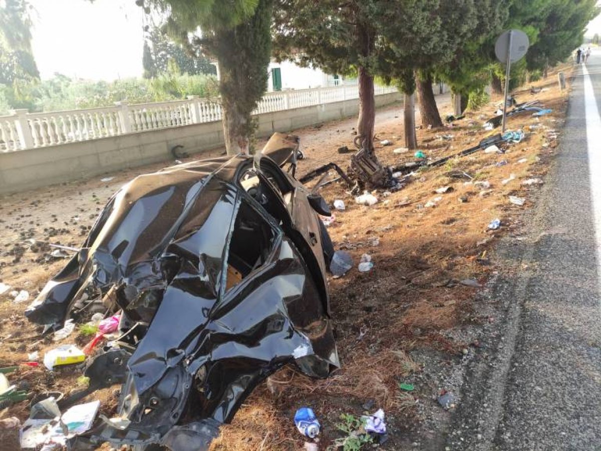 Σοκάρει αυτόπτης μάρτυρας του τροχαίου στο Γαλαξείδι: «Ένα αυτοκίνητο κομμένο στα δύο και δύο παιδιά νεκρά»