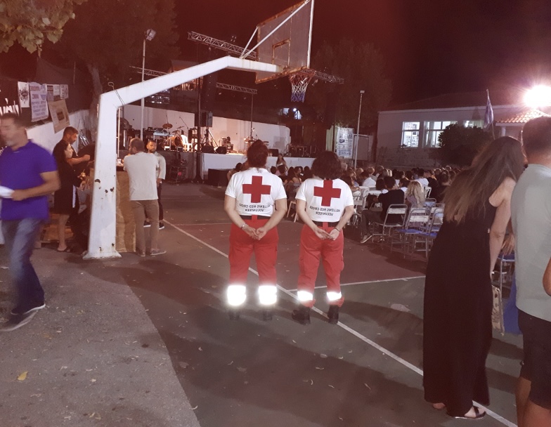 Επιτυχημένη η συμβολή του Ερυθρού Σταυρού Εύβοιας στη συναυλία της Ματούλας Ζαμάνη στην Κάρυστο