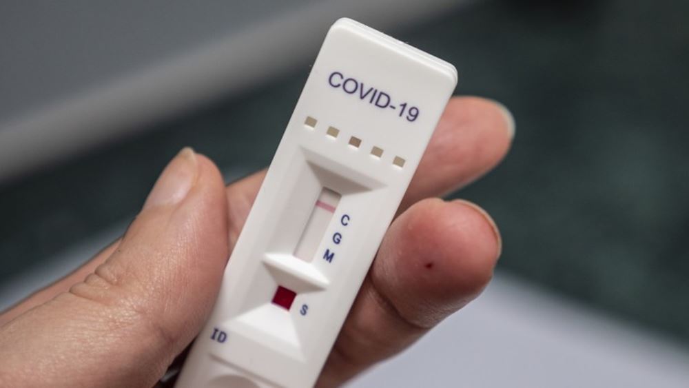 Κορονοϊός: Πόσα self test και πότε πρέπει να κάνουν όσοι έχουν εκτεθεί στον ιό