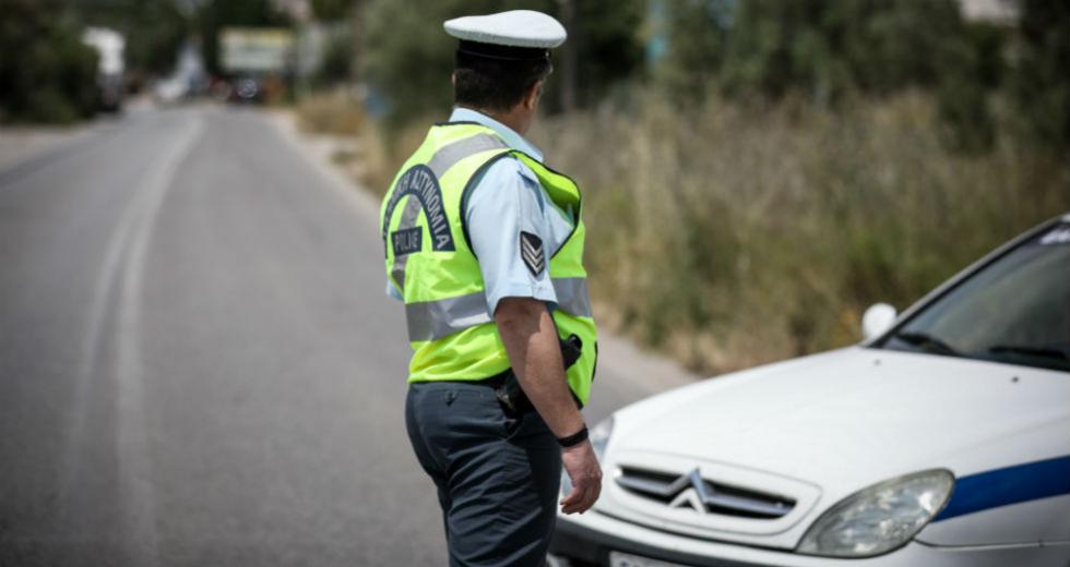 Φωτιά στη Νέα Πέραμο: Κλειστή η Ολυμπία Οδός – Πώς να κινηθούν οι οδηγοί