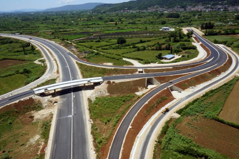 Εύβοια: Εταιρεία κολοσσός πίσω από το έργο για την Παράκαμψη Χαλκίδας και Ψαχνών