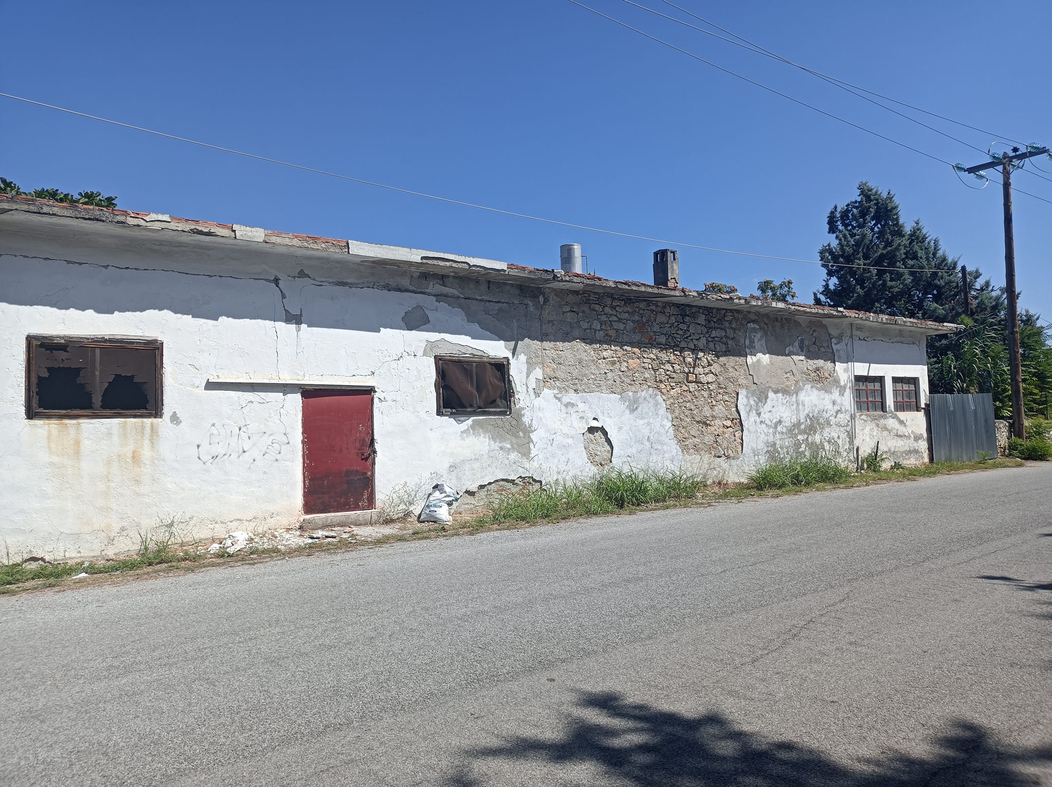 Δήμος Ιστιαίας-Αιδηψού: Αντιδράσεις για το χώρο φύλαξης αδέσποτων