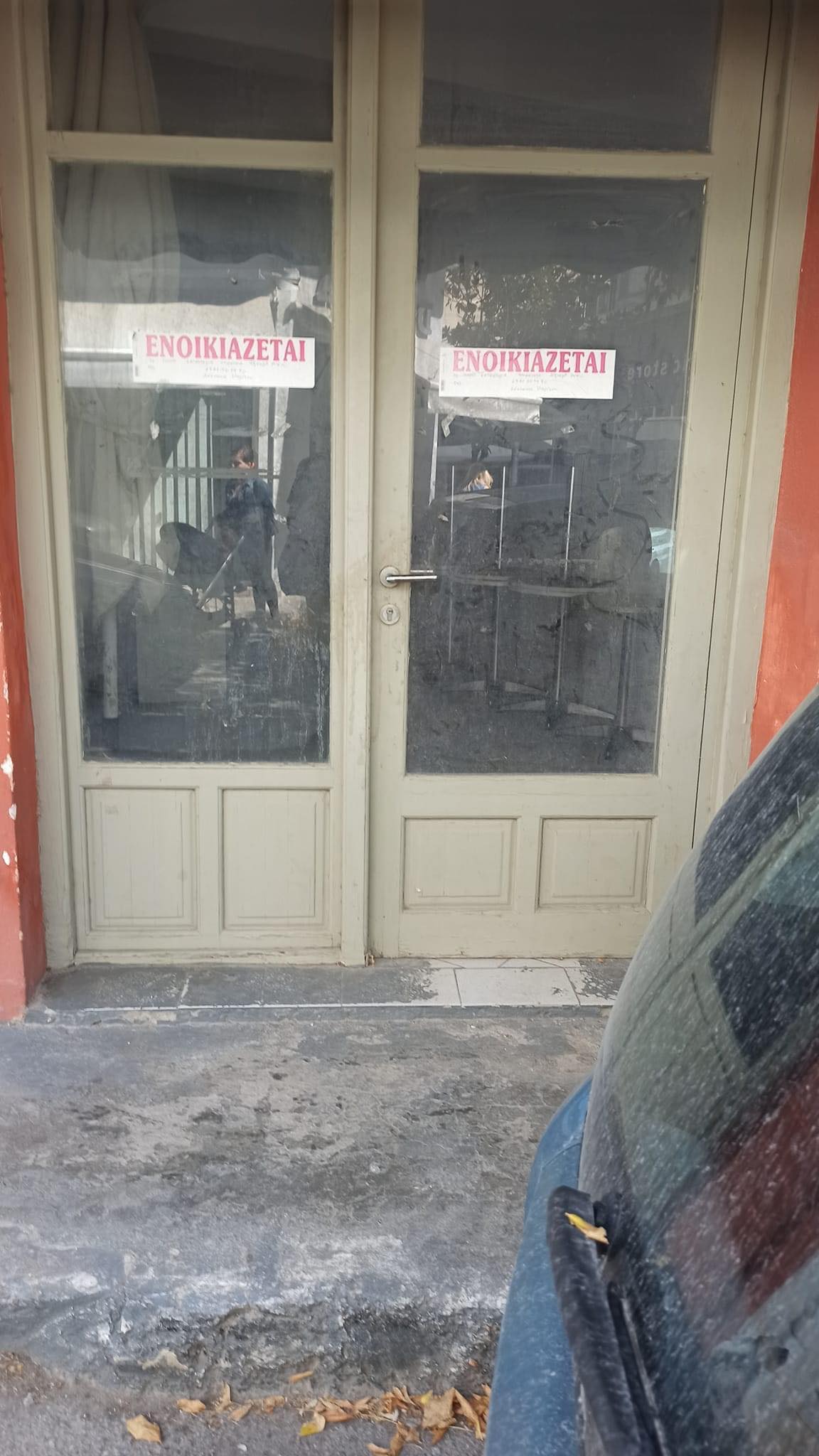 Εύβοια: H «εμπορική» εικόνα στο Αλιβέρι – Ξενοίκιαστα πάνω από 40 μαγαζιά
