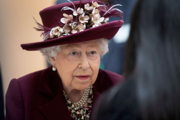 Θάνατος Βασίλισσας Ελισάβετ: Δύο από τα τέσσερα παιδιά της πρόλαβαν να την αποχαιρετήσουν