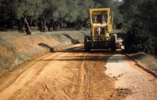 Εύβοια: Επιστολή της Κοινότητας Κύμης για τον καθαρισμό ρεμάτων και τις επισκευές αγροτικής οδοποιίας