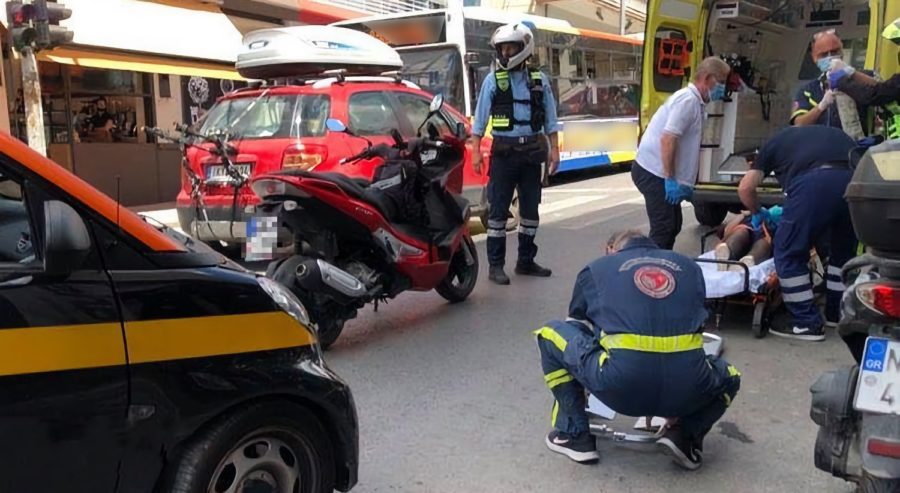 Στιγμές πανικού στο Λιβαδάκι – 20χρονος κατέρρευσε στη μέση του δρόμου