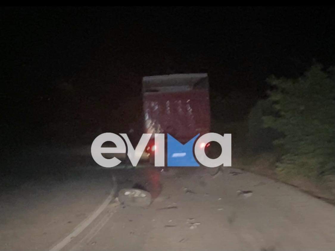 Εύβοια: Τροχαίο στην Ακτή Νηρέως – Φορτηγό συγκρούστηκε με ΙΧ (pics)