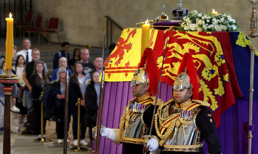 Βασίλισσα Ελισάβετ: Το πρόγραμμα της κηδείας – Όλα όσα θα γίνουν το «τελευταίο σάλπισμα»
