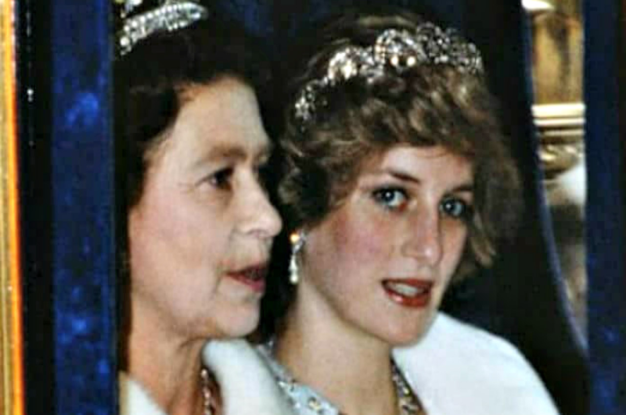 Βασίλισσα Ελισάβετ: Τι είχε αποκαλύψει για τον θάνατο της πριγκίπισσας Νταϊάνα