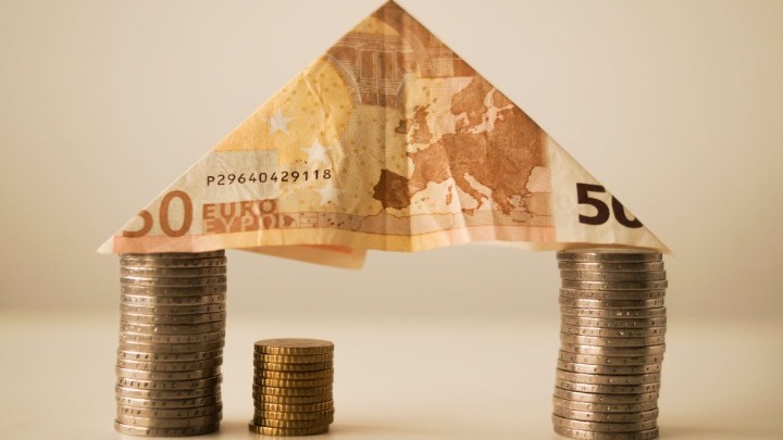 Υπουργείο Οικονομικών: 4,3 εκατ ευρώ στους δικαιούχους για μειωμένα μισθώματα