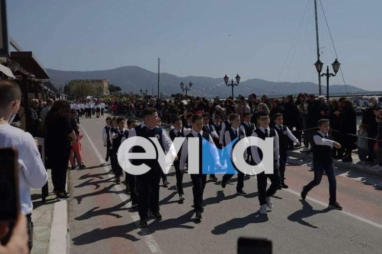 Εύβοια: Αντίστροφη μέτρηση για την εντυπωσιακή παρέλαση της 28ης Οκτωβρίου στην Κάρυστο
