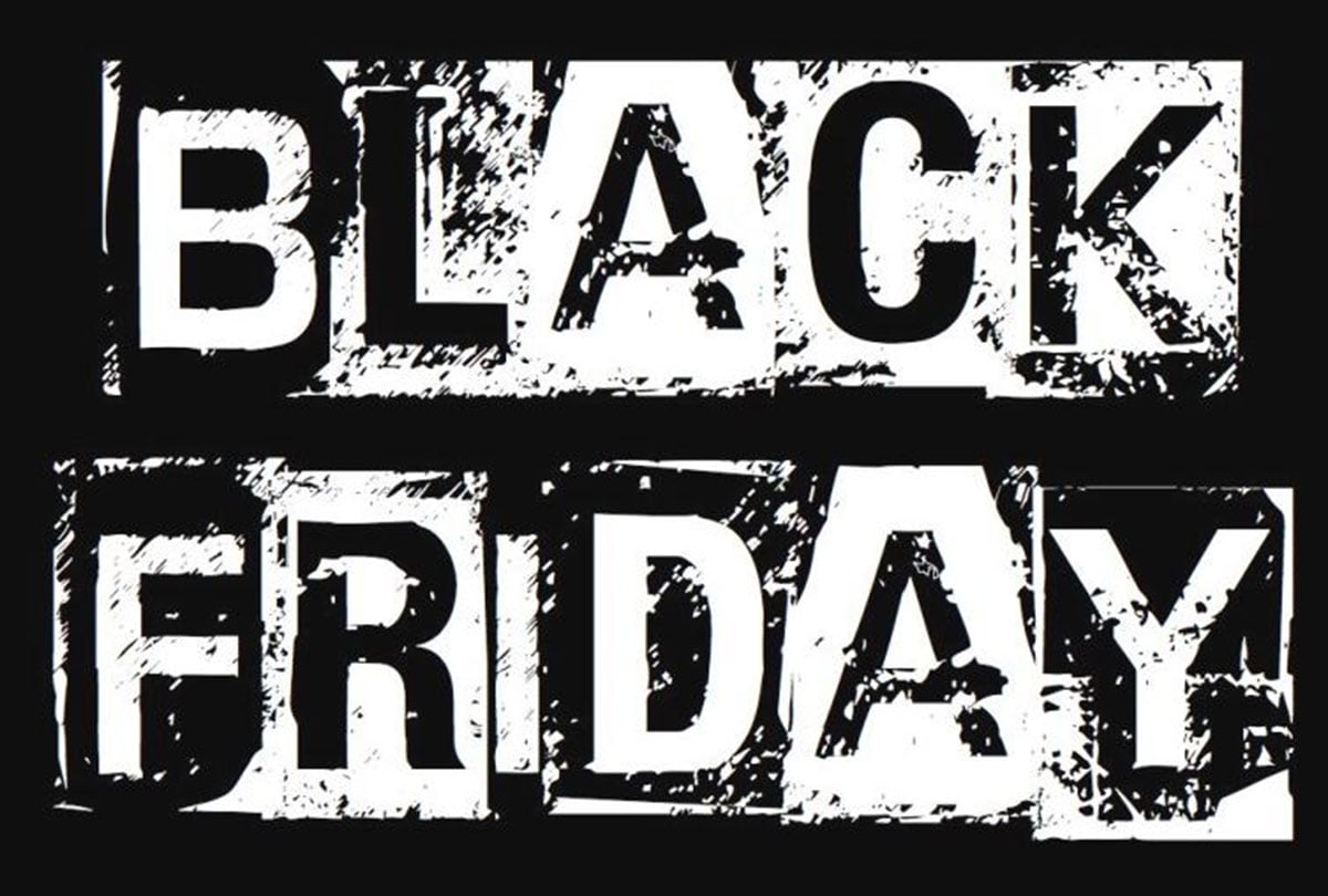 Black Friday: Πώς επηρεάζει τη λειτουργία των καταστημάτων η κατάργηση των ενδιάμεσων εκπτώσεων