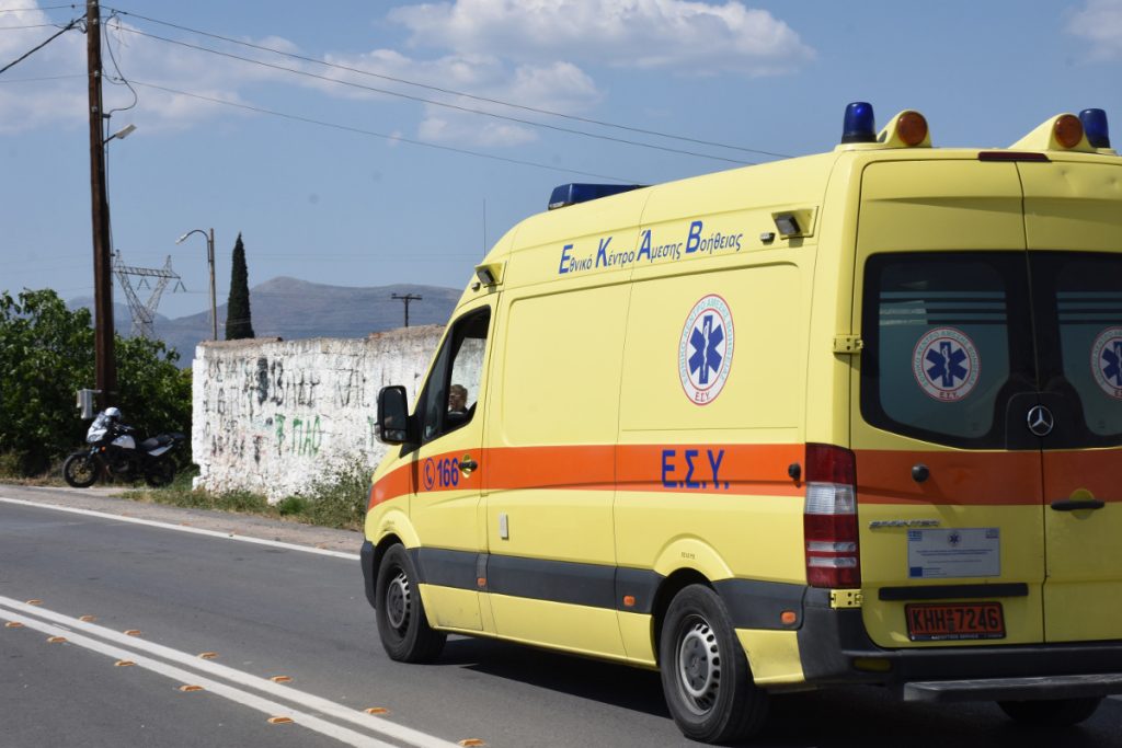 Τροχαίο με θύμα 16χρονο που οδηγούσε μηχανάκι – Νοσηλεύεται στη ΜΕΘ παίδων