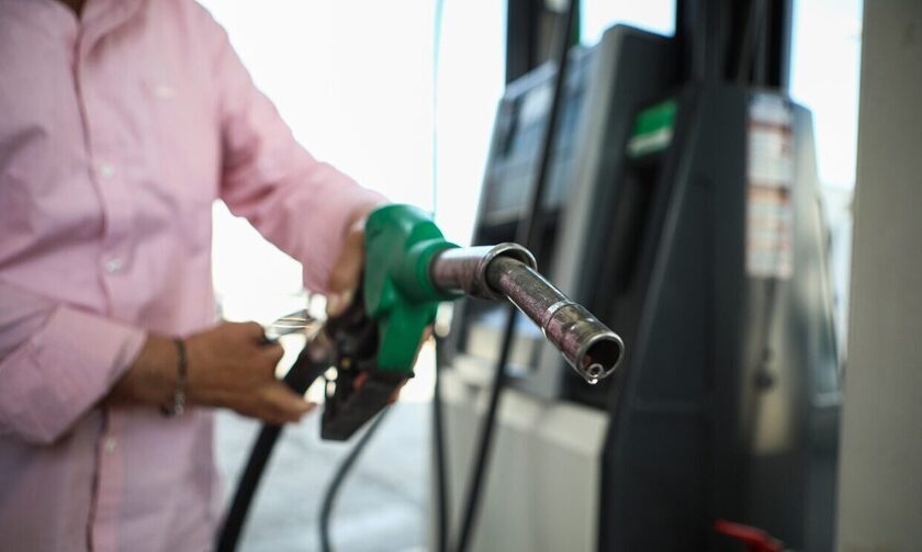 Πηγές ΥΠΟΙΚ: Επιδότηση σε πετρέλαιο κίνησης από 1η Νοεμβρίου, αν δεν πέσουν οι τιμές