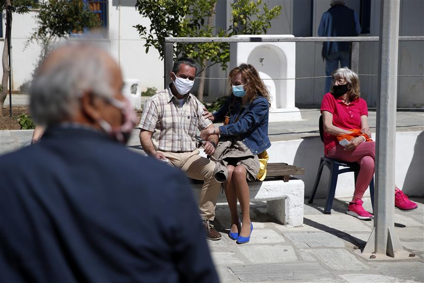 Κορονοϊός: Έρχεται νέο κύμα στην Ευρώπη – Σημάδια έξαρσης στην Ελλάδα, θα αυξηθούν ξανά οι θάνατοι