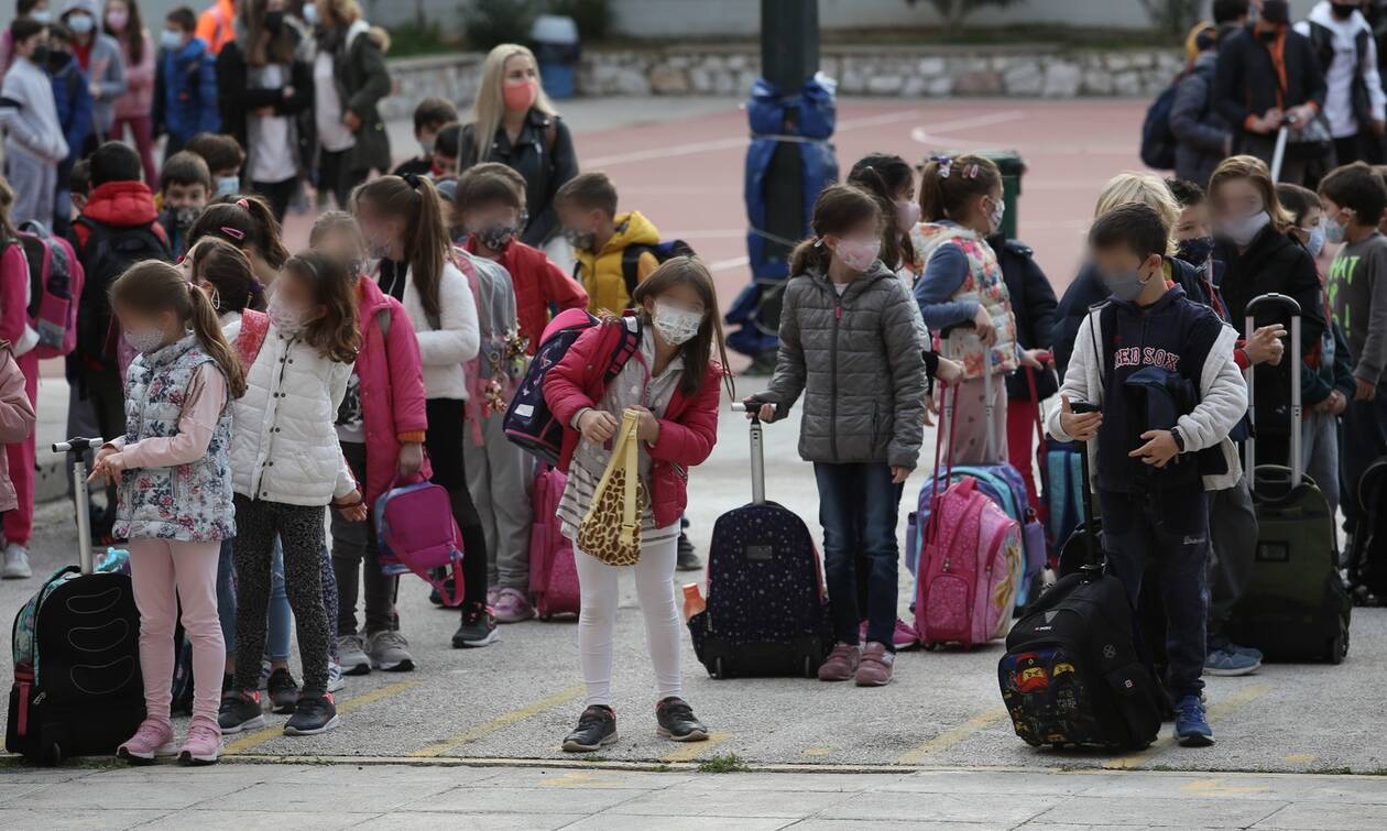 Σχολεία: Γιατί μειώνονται οι μαθητές στα Δημοτικά