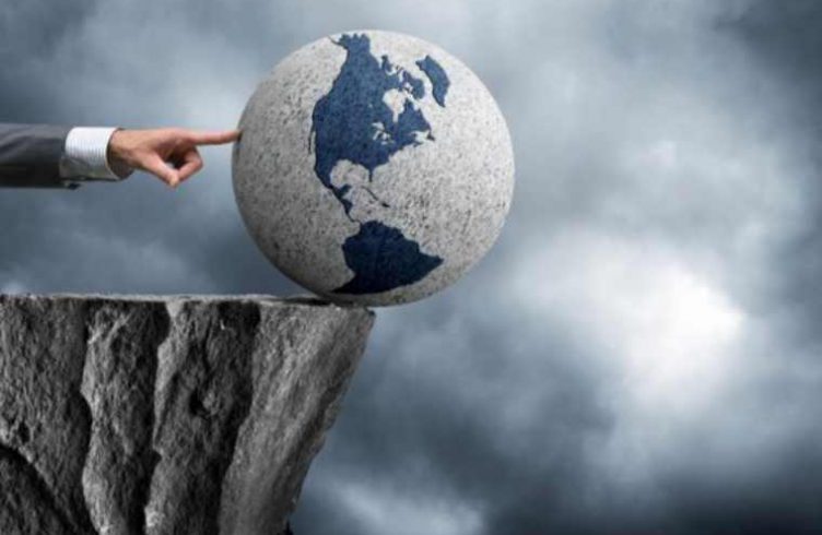 ΔΝΤ: «Τα χειρότερα έρχονται» για την παγκόσμια οικονομία