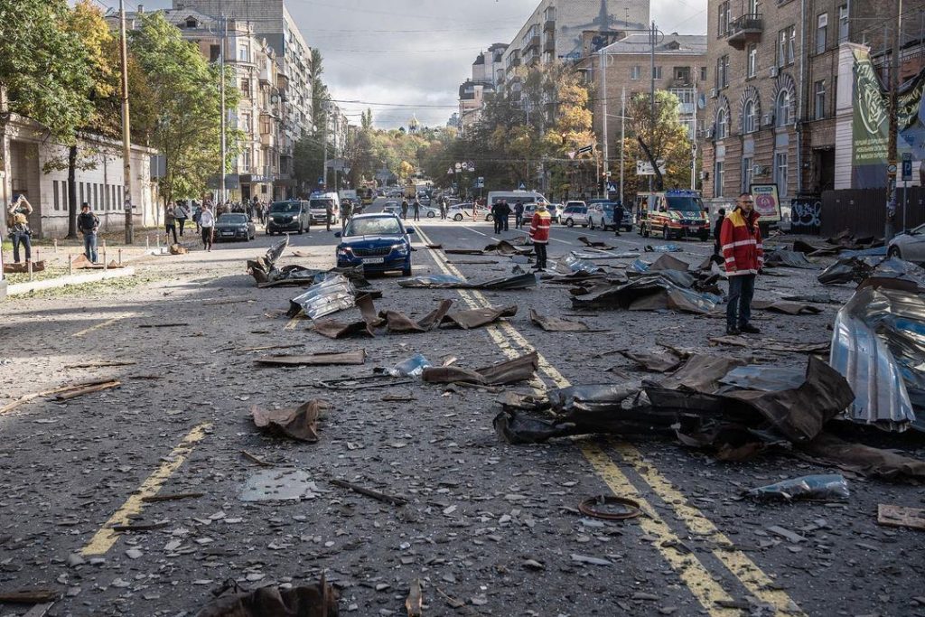 Υπουργείο Εξωτερικών: Καλεί Έλληνες στην Ουκρανία να αποχωρήσουν