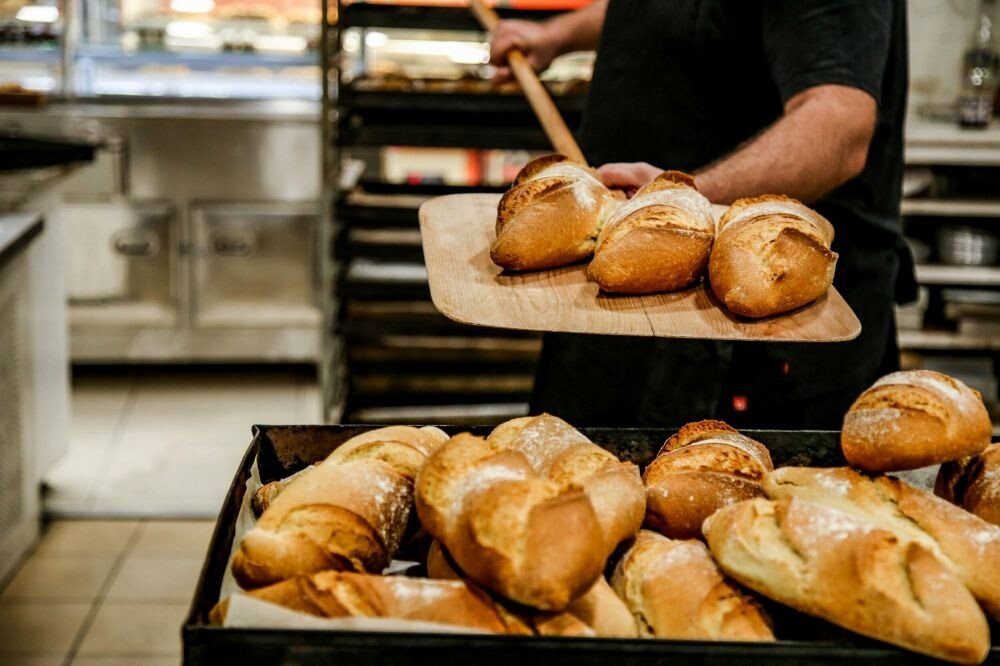 Ακρίβεια: Σε θέση αναμονής οι αρτοποιοί – Είδος πολυτελείας το ψωμί