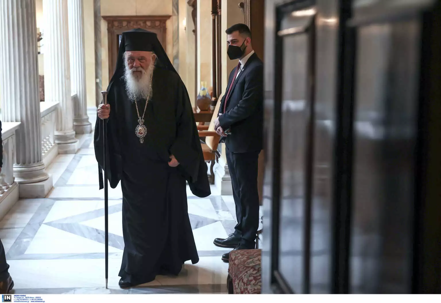 Κιβωτός του Κόσμου: Ανακρίσεις για τον πατέρα Αντώνιο διέταξε ο Αρχιεπίσκοπος Ιερώνυμος – Του απαγόρευσε να ιερουργεί