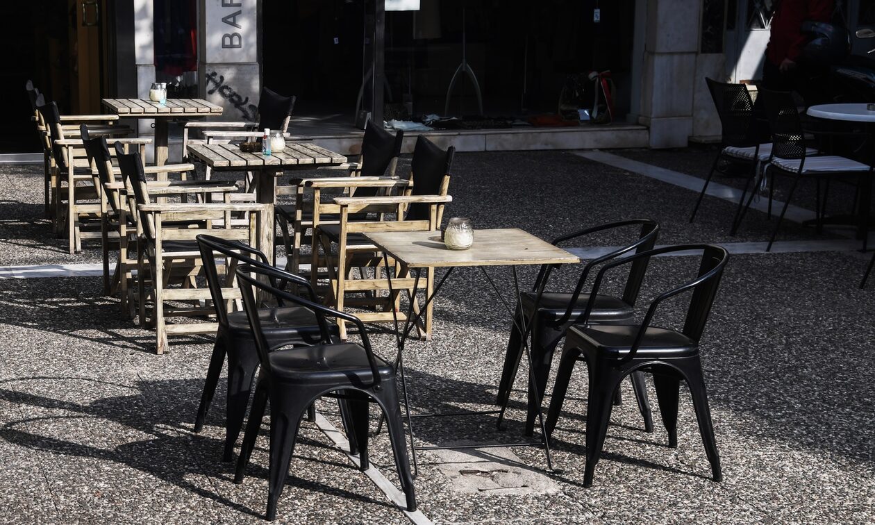Σάλος σε καφετέρια: Έδιωξαν πελάτες, επειδή ήταν ηλικιωμένοι
