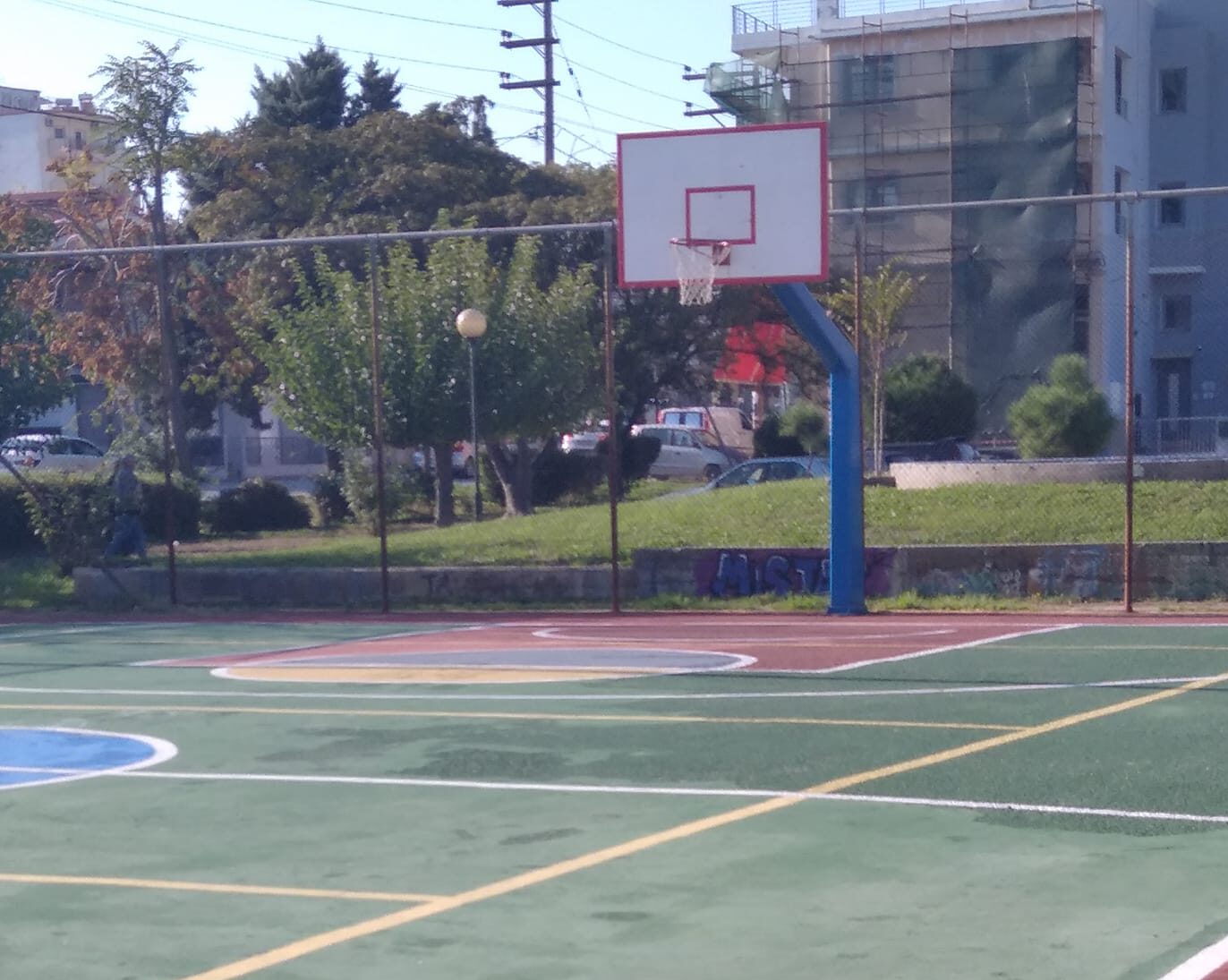Χαλκίδα: Παρατημένα γήπεδα στο δήμο Χαλκίδεων – «Δεν έχουν συντηρήσει τίποτα», λένε οι πολίτες