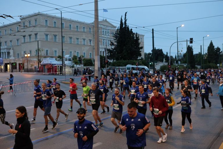 Μαραθώνιος Αθήνας: Ποιοι δρόμοι κλείνουν σήμερα στο κέντρο