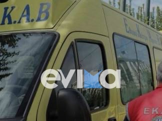Τροχαίο στην Εύβοια: ΙΧ βγήκε εκτός δρόμου στον Άγιο –  Στο νοσοκομείο τρεις νεαροί
