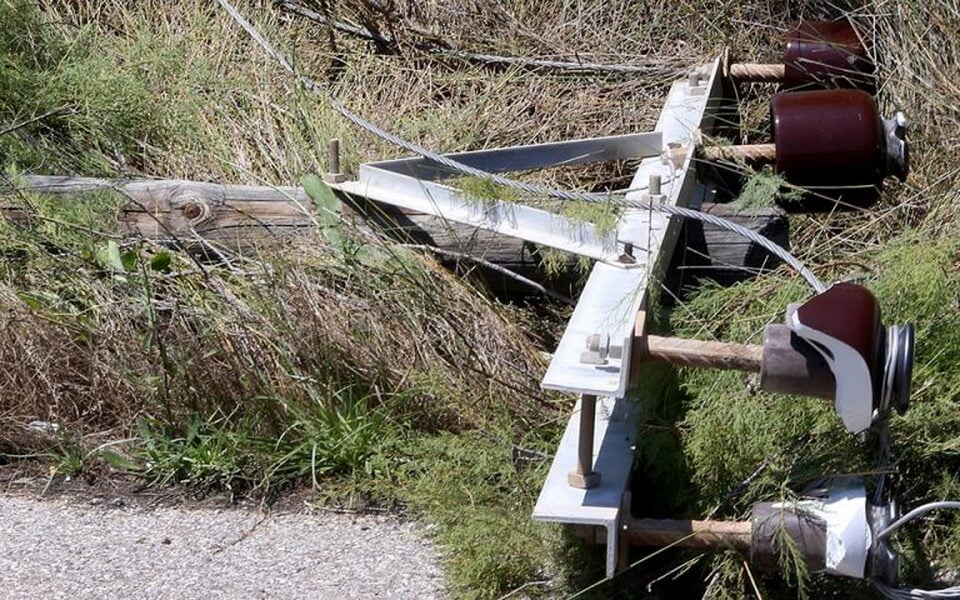 Τροχαίο: Οδηγός έκοψε κολώνα της ΔΕΗ και αγνοείται