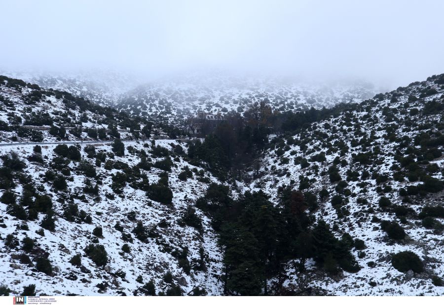 Δείτε που έπεσαν τα πρώτα χιόνια στην Ελλάδα (vid)