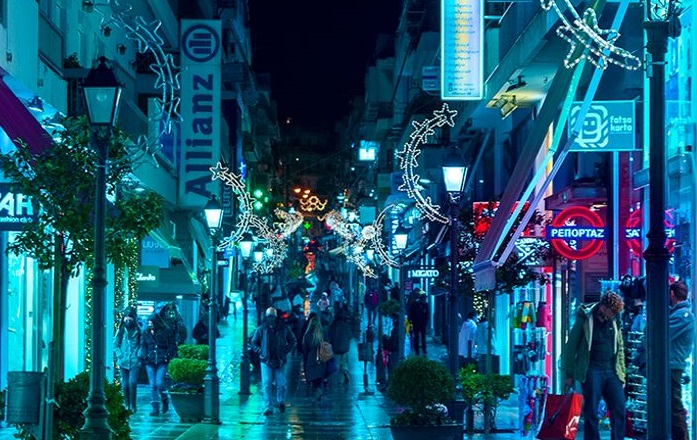 Εύβοια- Εορταστικό ωράριο: Μέχρι τι ώρες είναι ανοικτά τα μαγαζιά στη Χαλκίδα