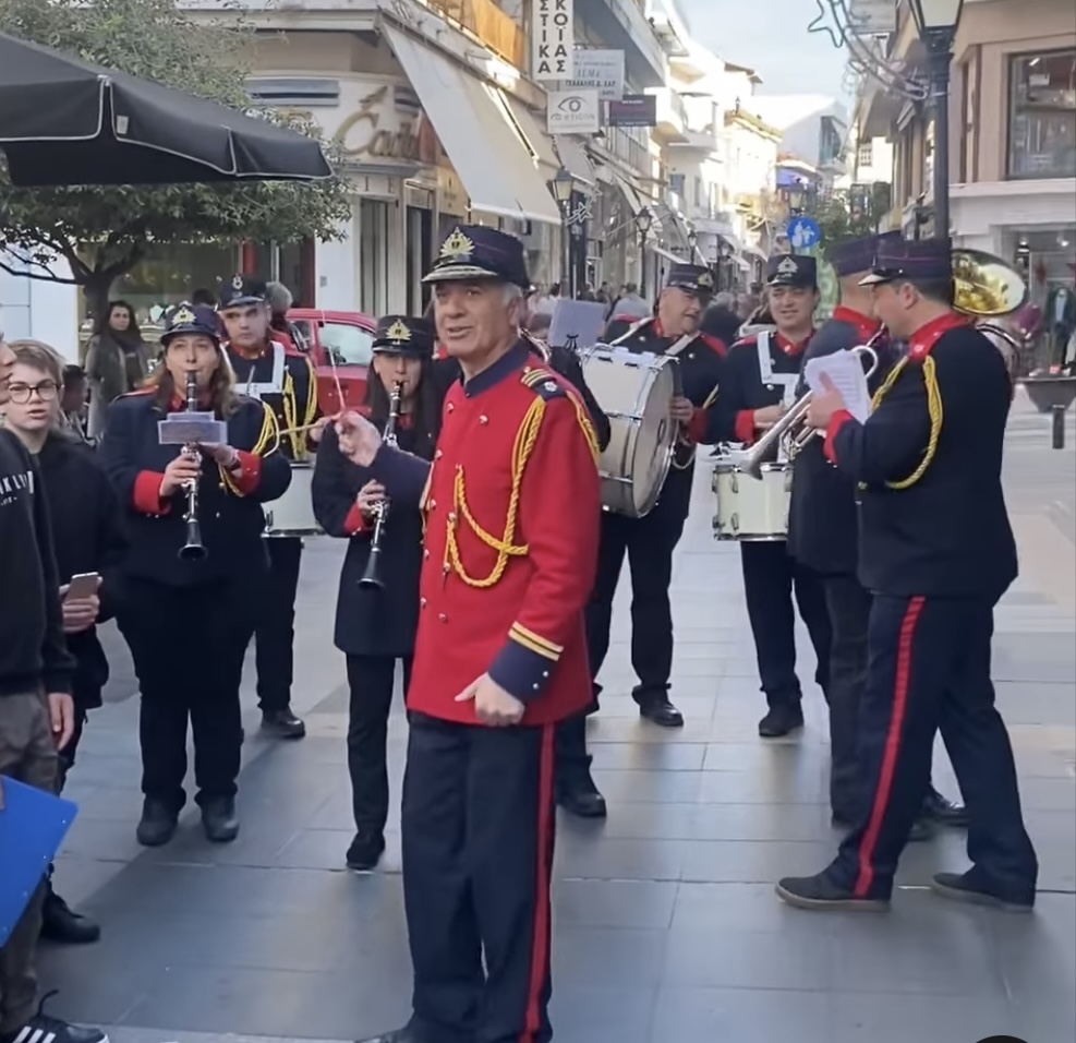 Τα παραδοσιακά κάλαντα από κάθε γωνία της Εύβοιας