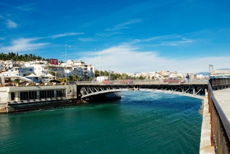 Χαλκίδα: Έκτακτο άνοιγμα της συρταρωτής γέφυρας Ευρίπου